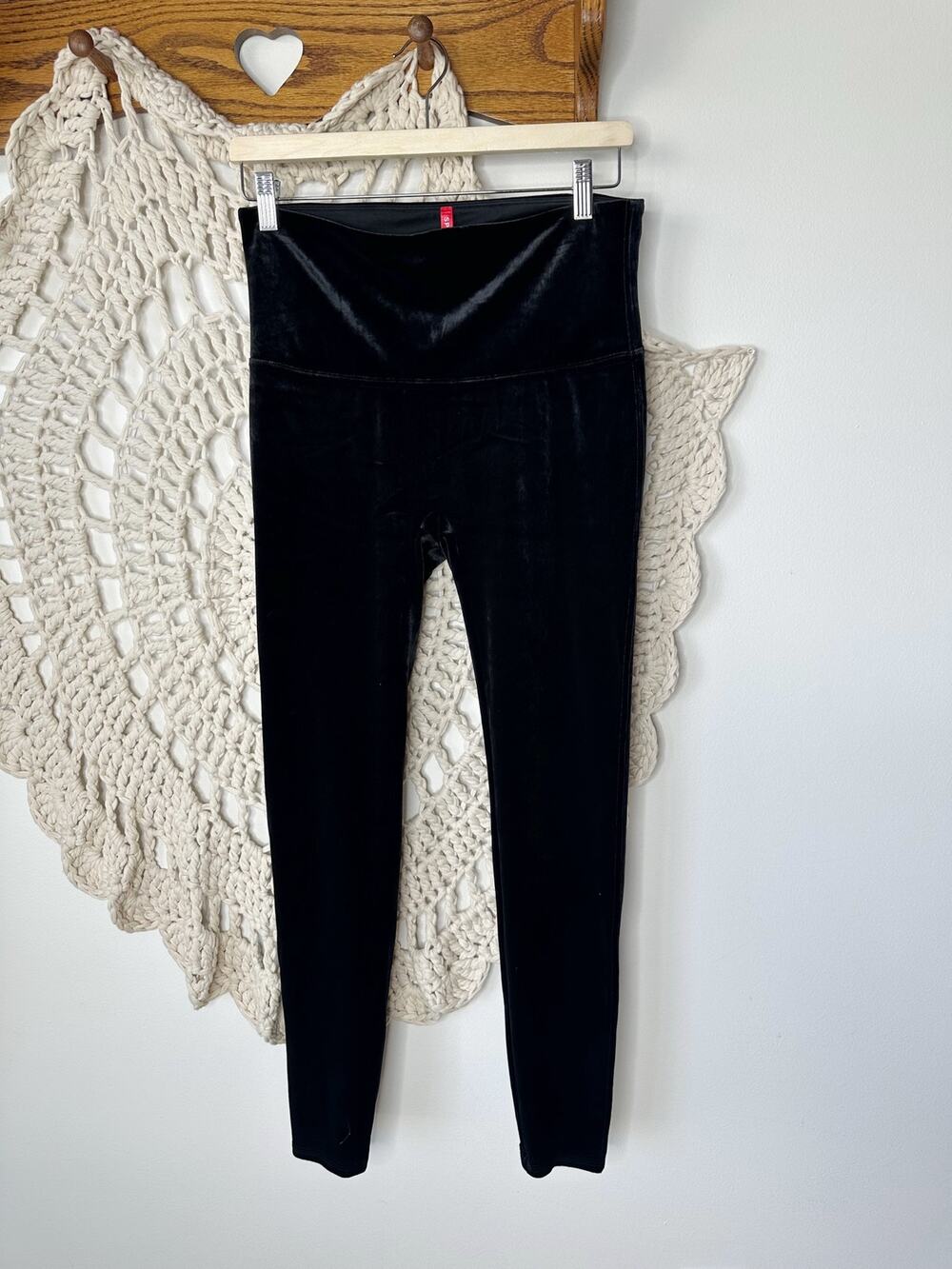 Spanx Black Velvet Leggings Size XL